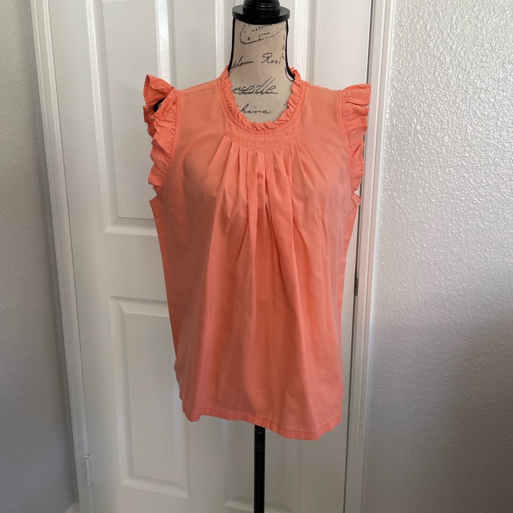 Universal thread NWT top